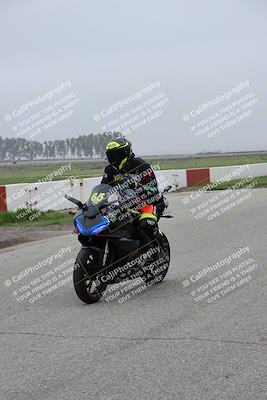 media/Nov-29-2025-TrackDaz (Sat) [[10ae2d9bce]]/Around the Pits/